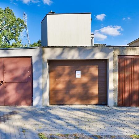 Gdanska Two-Bedroom Apartment Brzezno Beach By Noclegi Renters Экстерьер фото